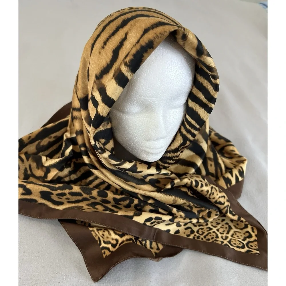 Womens Animal Print Scarf Made In Italy 34.5